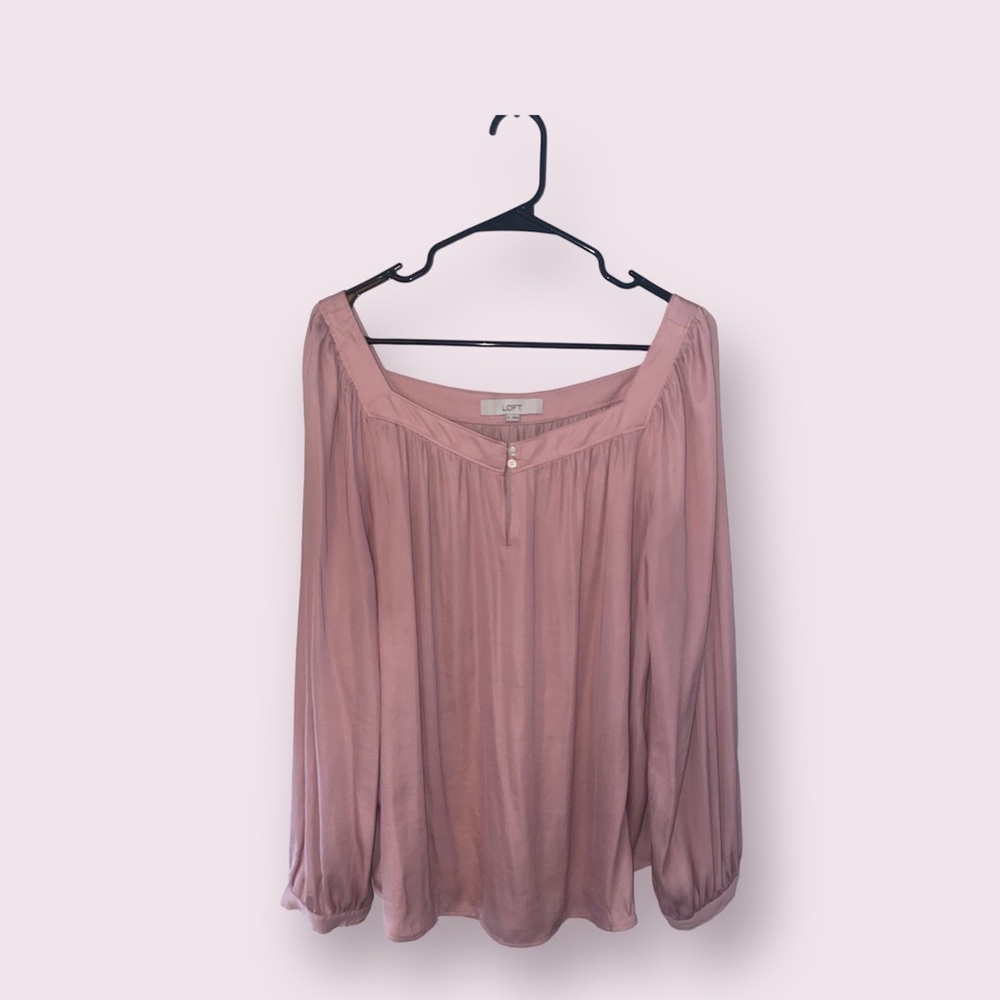 Pink flowy Loft top. Size XL.